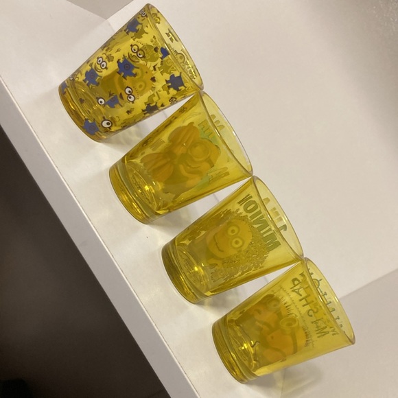 MINION Shot Glasses x4 - Picture 6 of 8